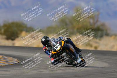 media/Dec-17-2022-SoCal Trackdays (Sat) [[224abd9271]]/Turn 7 Set 2 (1140am)/